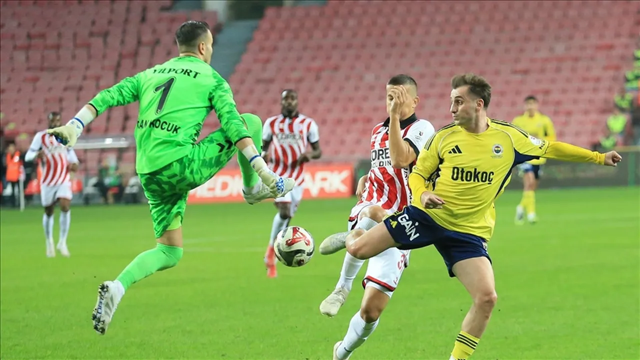 Trendyol Süper Lig'in 8. haftasında Samsunspor ile Fenerbahçe 0-0 berabere kaldı