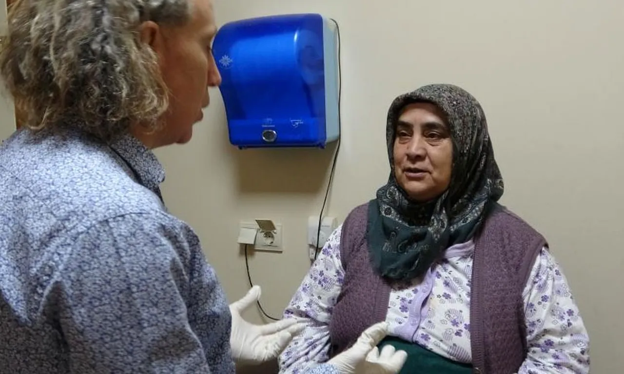 11 yıl ihmal etti, ‘geçer’ diye bekledi! Göğsünden 8,5 kiloluk dev kitle çıktı