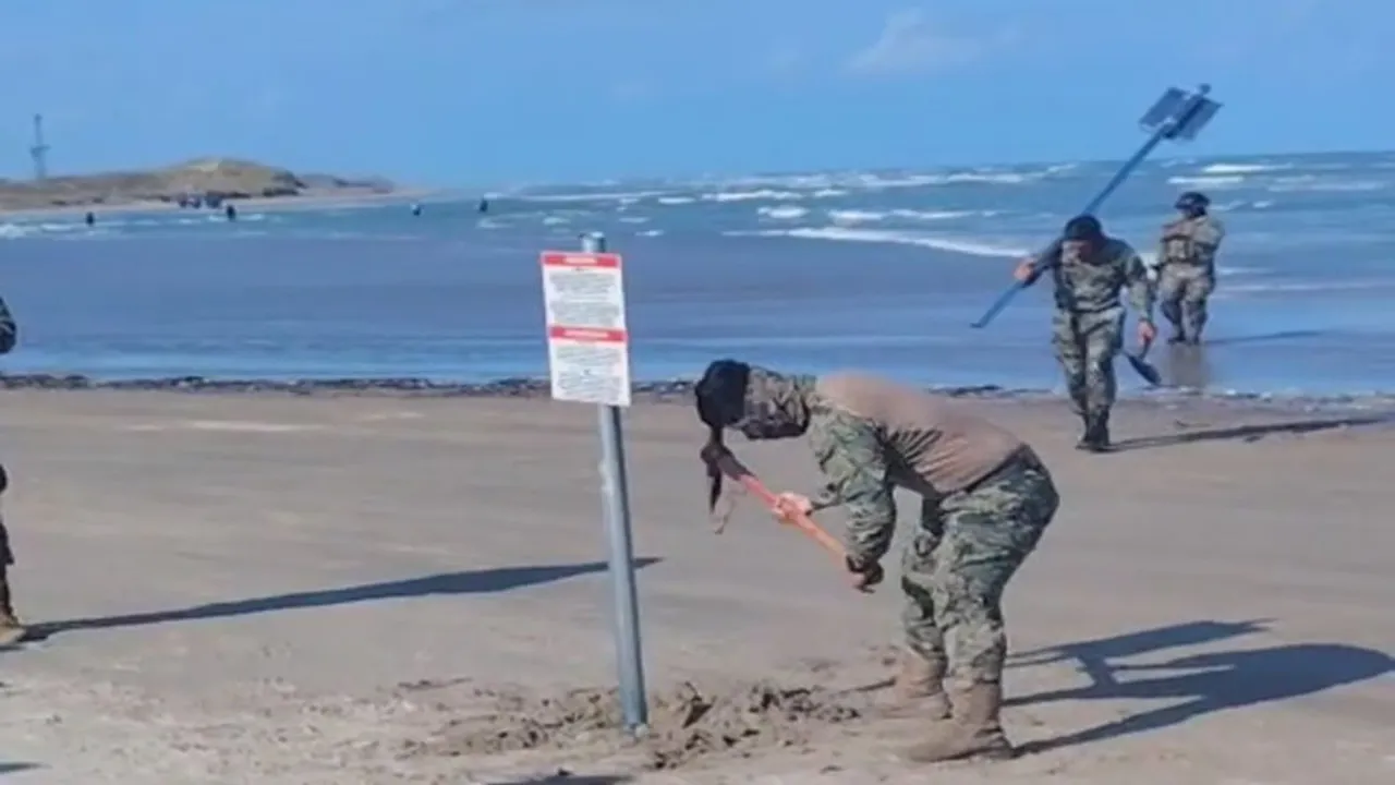 Teksas sınırındaki Meksika sahilinde izinsiz olarak yerleştirilen ABD tabelaları uluslararası bir anlaşmazlığa yol açtı