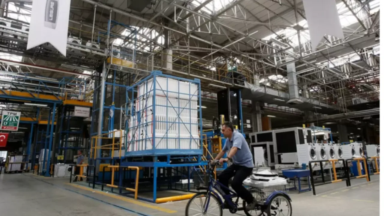 Beyaz eşya devi Tayland'daki fabrikasını kapatıyor! Arçelik personele 3 milyon dolar ödeyecek