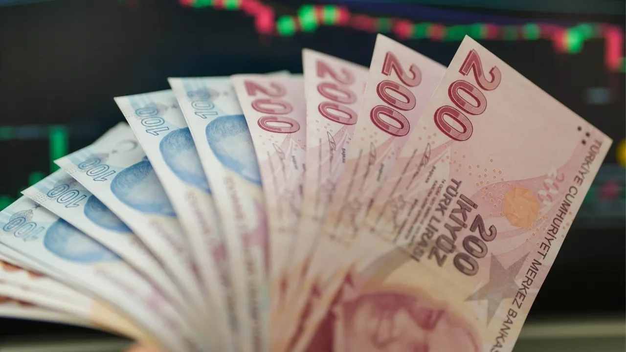 Esnaf kredilerine indirim! Bakan Bolat tarih verdi