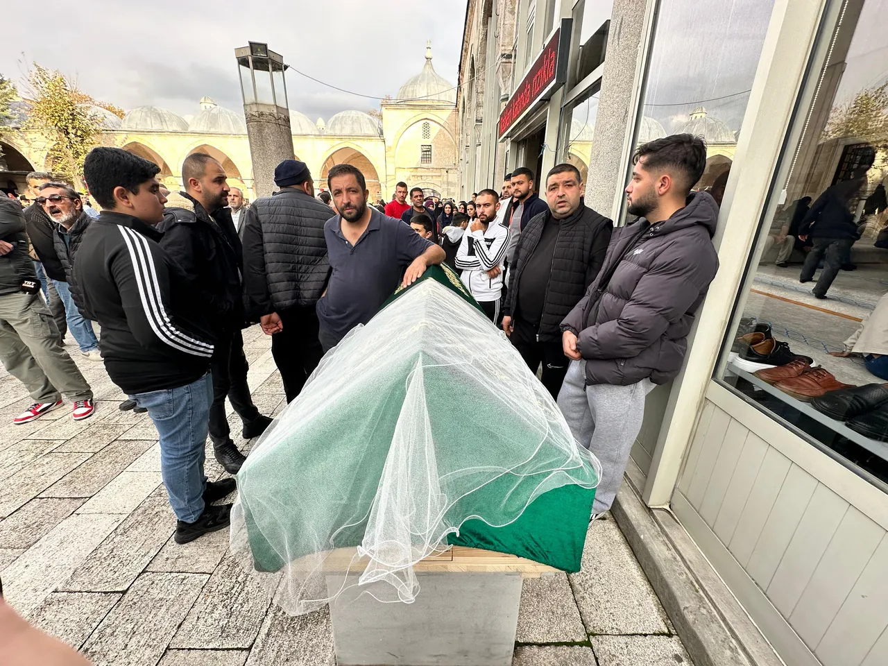 Evlilik hayali yarım kaldı: 19 yaşındaki Rümeysa Sanpur duvağıyla uğurlandı