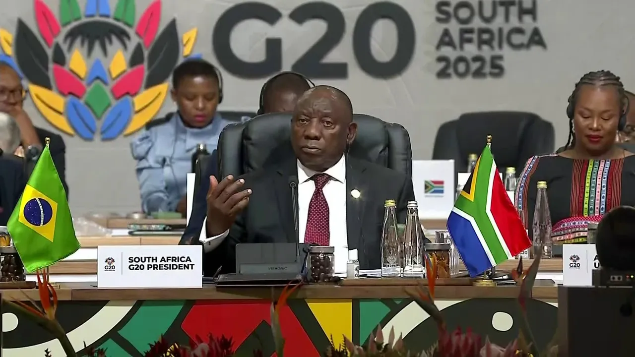 G20 Zirvesi'nde Erdoğan ile Şimşek arasında dikkat çeken an