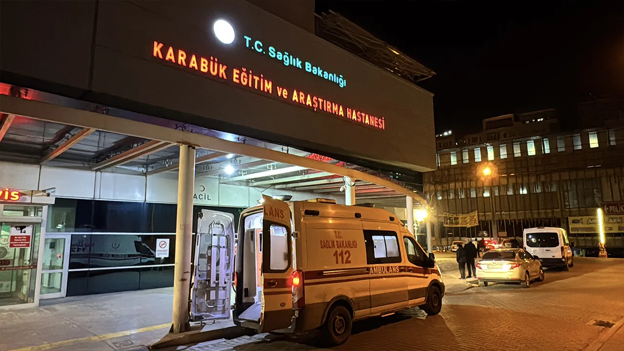 Köy muhtarı silahla köpeği durdurmak istedi, başka muhtarı vurdu