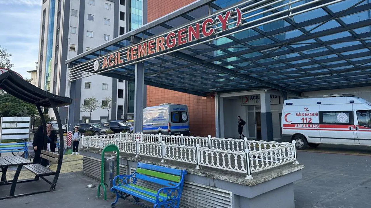 Rize'de onlarca öğrenci zehirlenerek hastaneye kaldırıldı