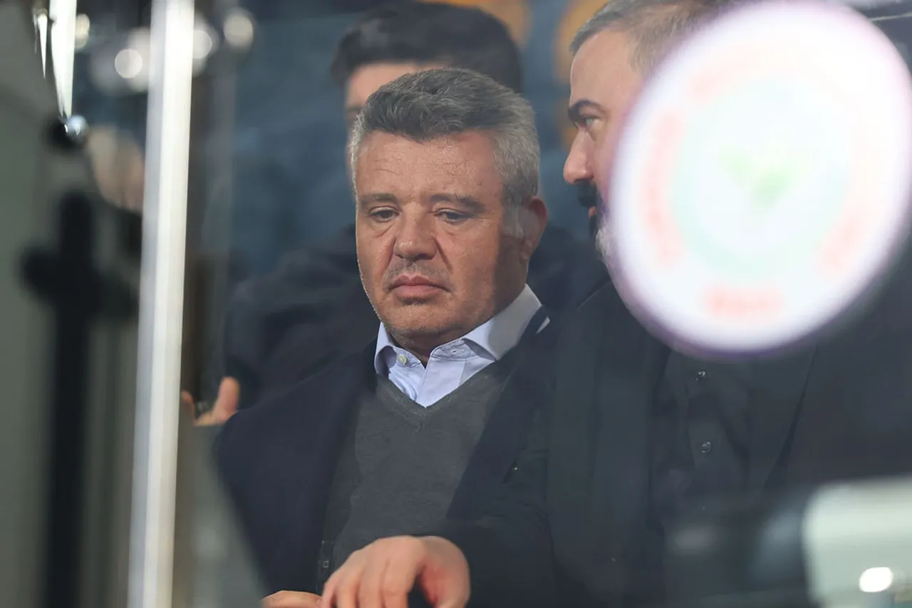 Fenerbahçe Başkanı Sadettin Saran