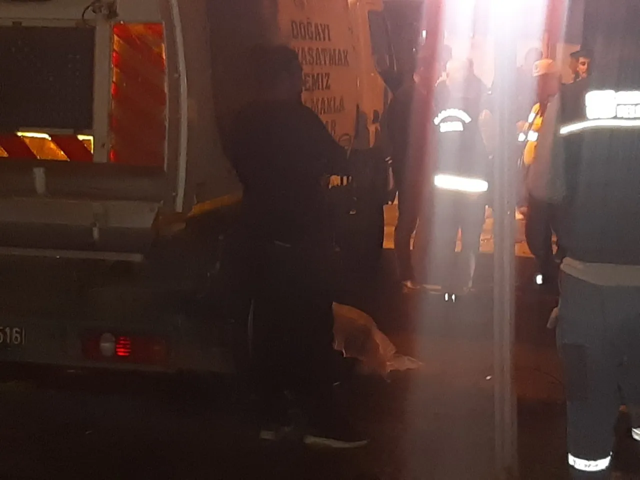 Çevredekiler çığlık attı ama durduramadı: Yaşlı adam feci şekilde can verdi