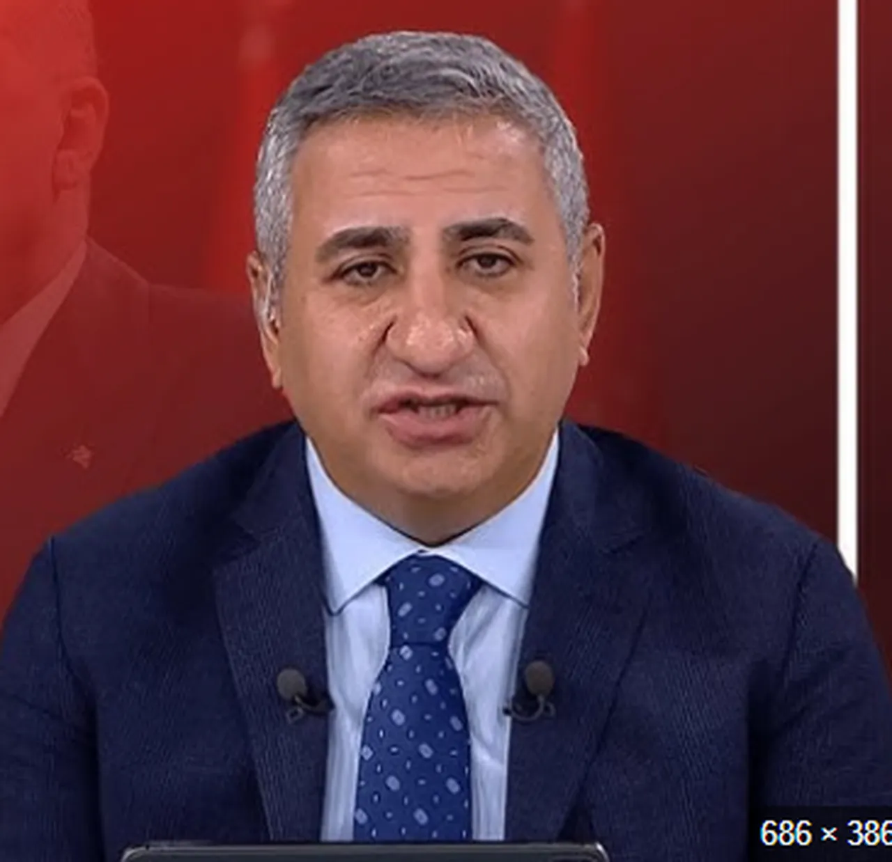 CHP’li Fırat, kararların oy çokluğu ile değil Genel Başkan Özgür Özel ve çevresindeki birkaç kişi tarafından alındığını ifade ederek “Partimiz bir statükoya hapsedilmiştir” dedi.