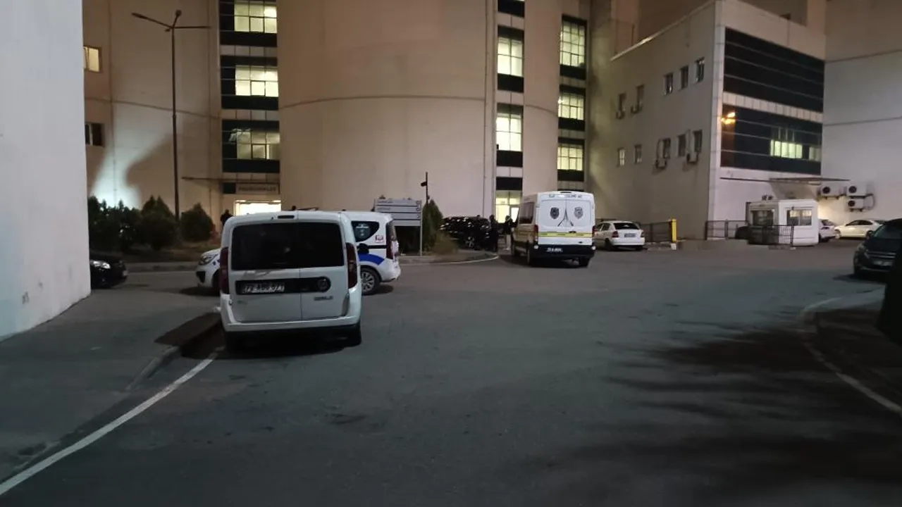 Devlet hastanesinde intihar! 5. kattan atlayan genç kurtarılamadı