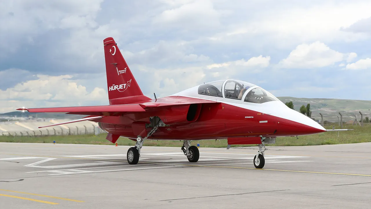 HÜRJET'in İspanya'ya tedarik sürecinde nihai imzaya gelindi.