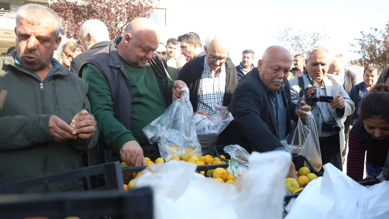 Bu kez ücretsiz dağıtıldı: Tarlada 2, markette 30 TL