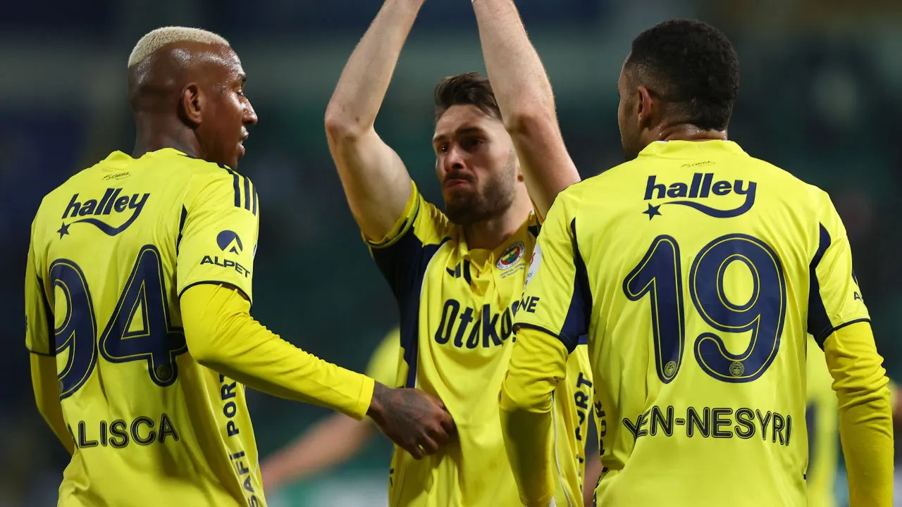 Rıdvan Dilmen'den Fenerbahçe ve derbi iddiası: Santrforda o oynar