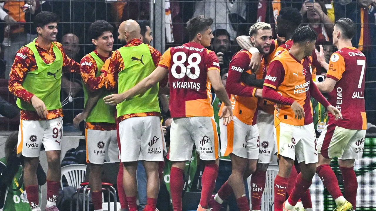 Galatasaray, zorlu karşılaşmadan 3-2 galip ayrıldı