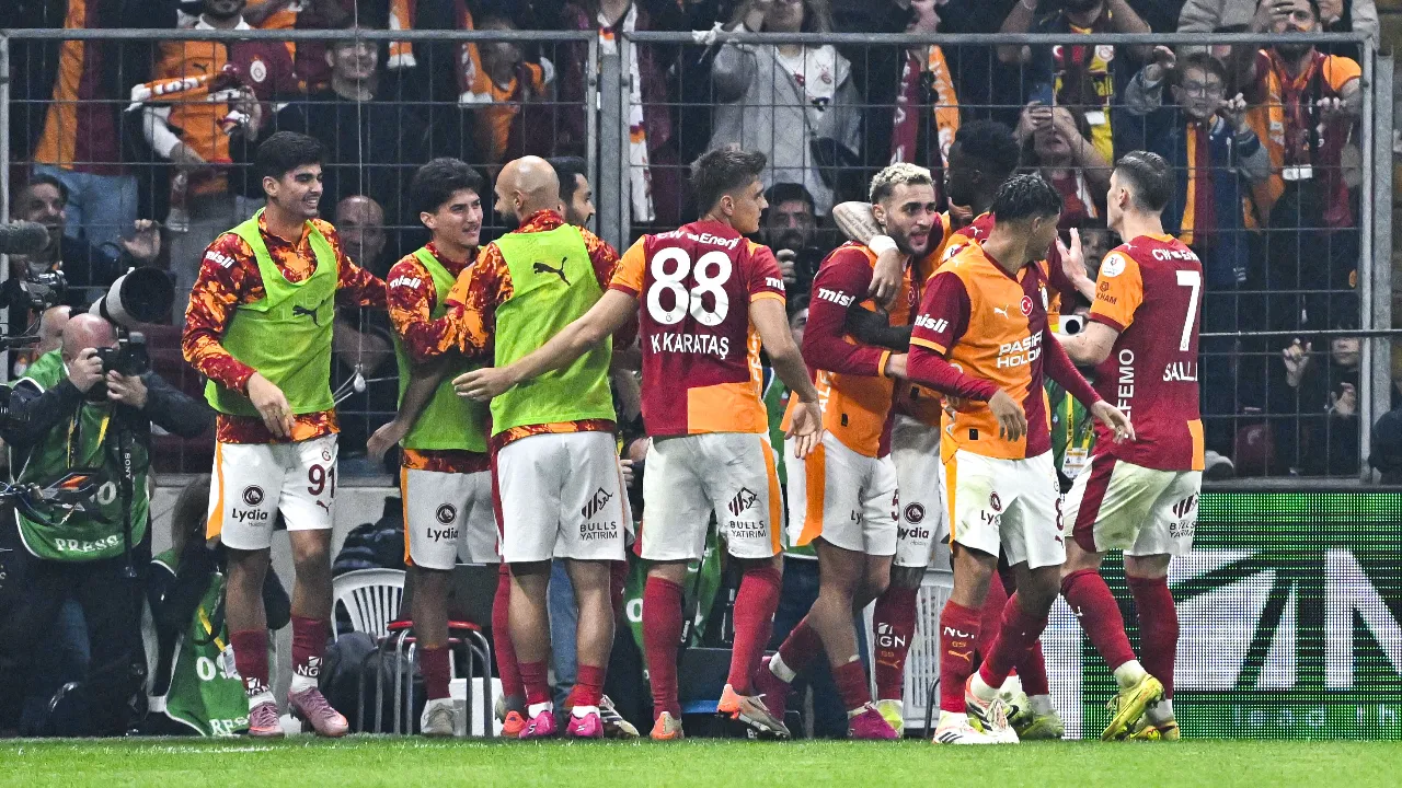 Galatasaray, zorlu karşılaşmadan 3-2 galip ayrıldı