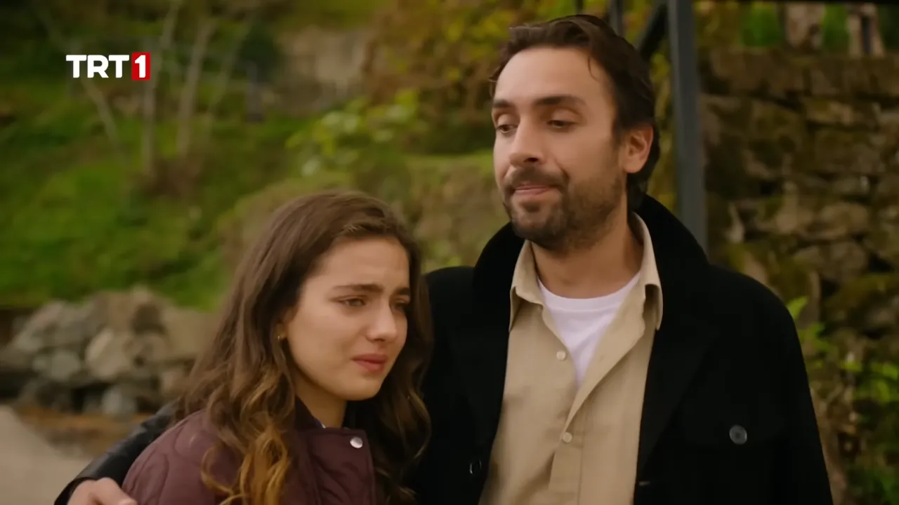 Taşacak Bu Deniz final mi yapacak, Eleni kimin kızı? 8. bölüm merakla bekleniyor