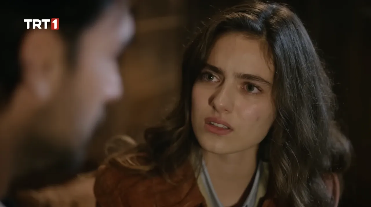 Taşacak Bu Deniz final mi yapacak, Eleni kimin kızı? 8. bölüm merakla bekleniyor