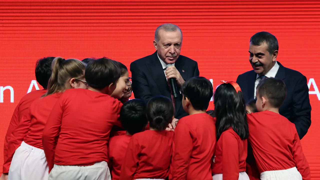 15 bin öğretmen ataması yapıldı! Erdoğan'dan kritik mesaj