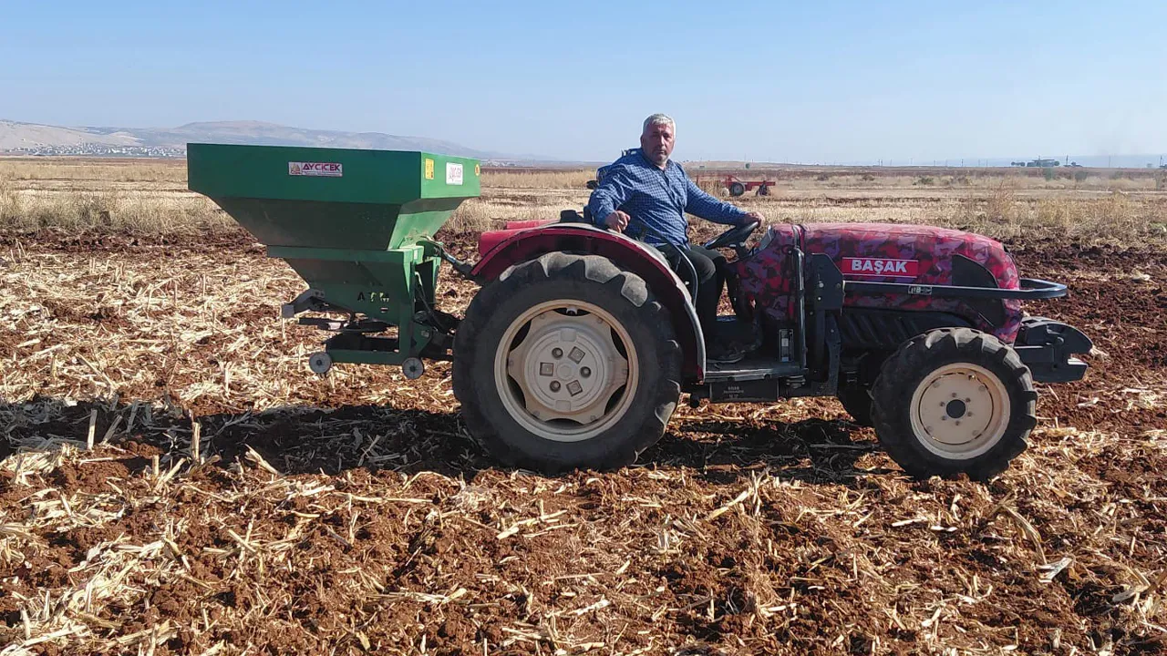 Anadolu'nun tahıl ambarını kuraklık vurdu! Bu yıl ekim 2 ay gecikti 