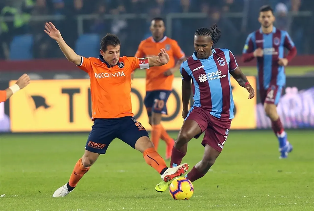 Başakşehir - Trabzonspor maçında kimler eksik? Maç kadrosu belli oldu