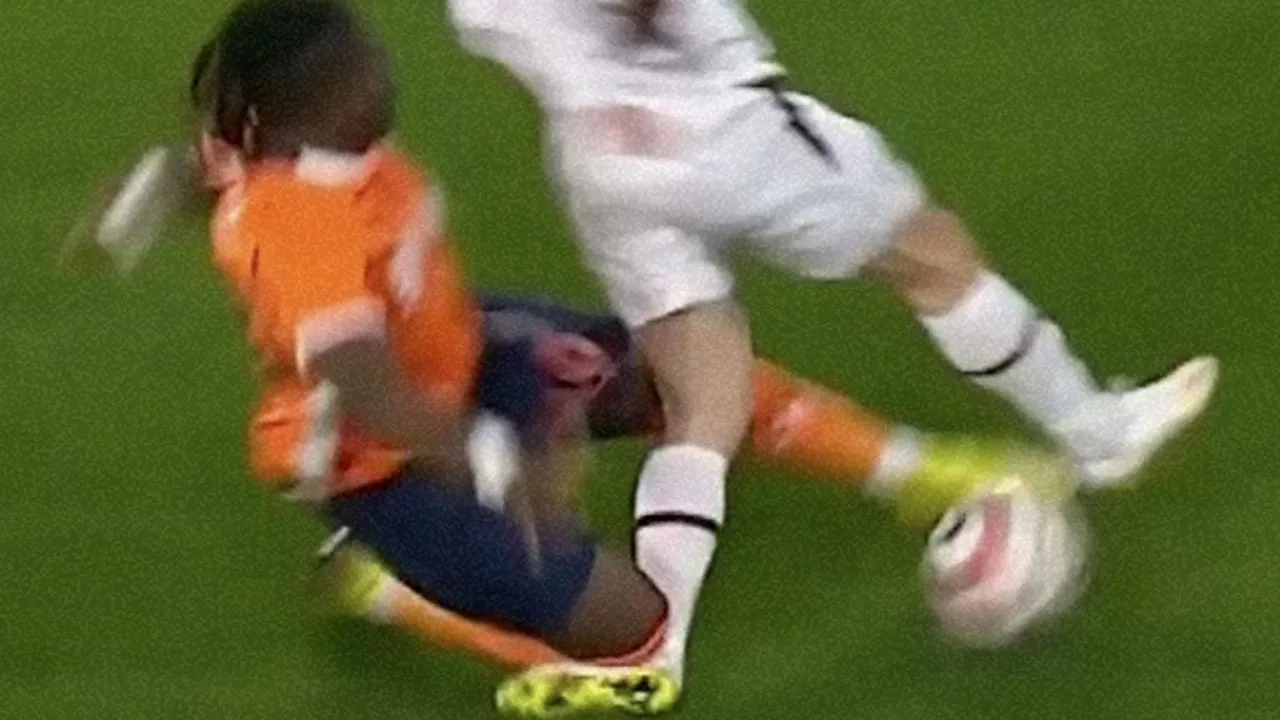 Başakşehir - Trabzonspor maçında korkunç sakatlık