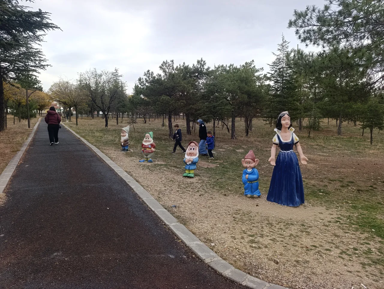 Bu da oldu! Pamuk Prenses'in cücelerini çaldılar