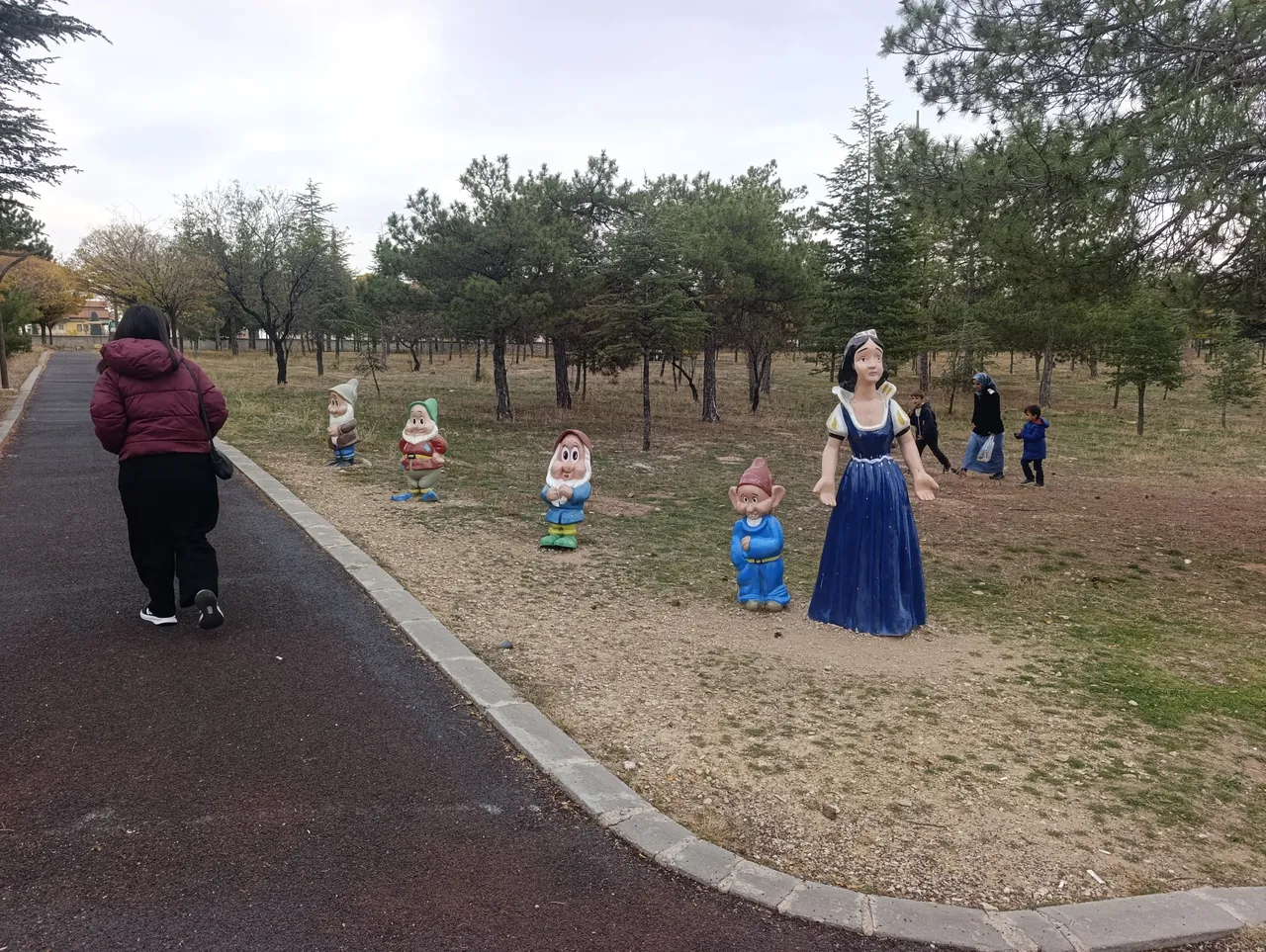 Bu da oldu! Pamuk Prenses'in cücelerini çaldılar