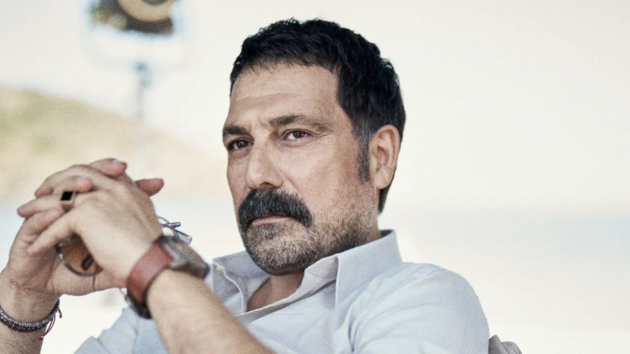 Bülent İnal kimdir, hangi dizilerde oynadı? Kıskanmak dizisinde savcı rolünde!