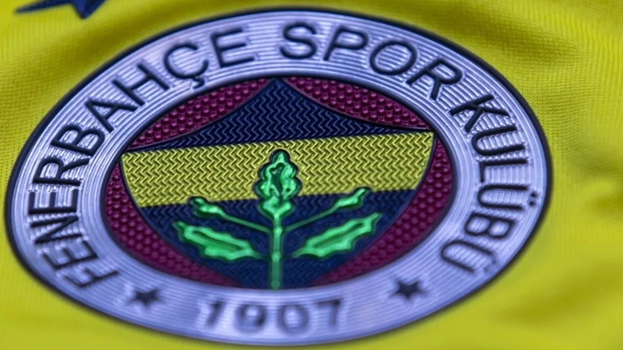 Fenerbahçe'nin ilk kupası satışa mı çıkıyor?