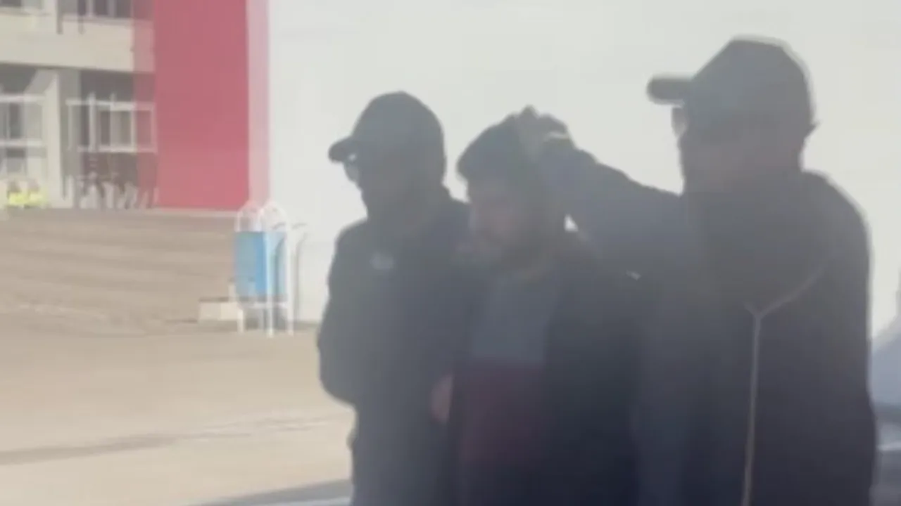 FETÖ firarisi öğretmen yakalandı! Özel harekât polislerinden sorumluymuş