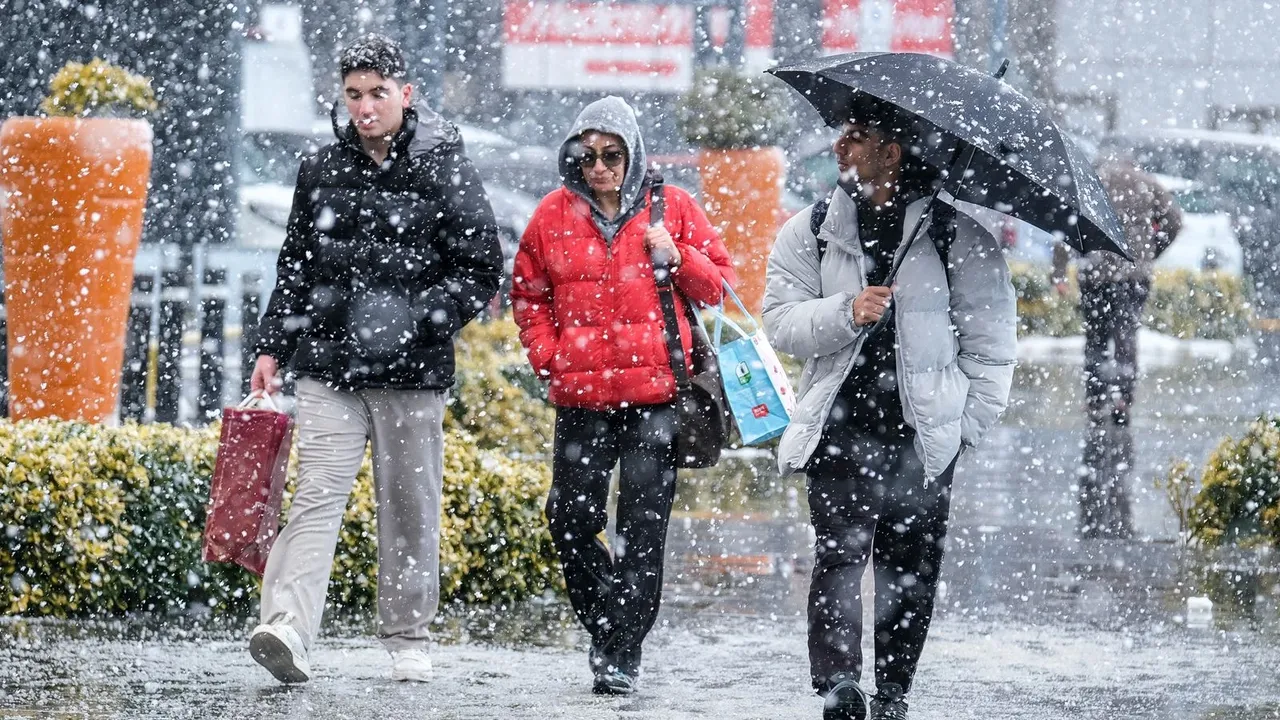 Havalar ne zaman soğuyacak, ne zaman kar yağacak? Meteorolojiden sağanak ve kar yağışı uyarısı!