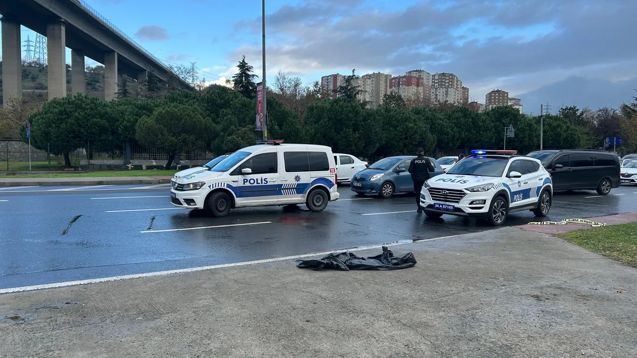 Kağıthanede dehşet! Taksiden zorla indirdiği eski eşini vurarak öldürdü