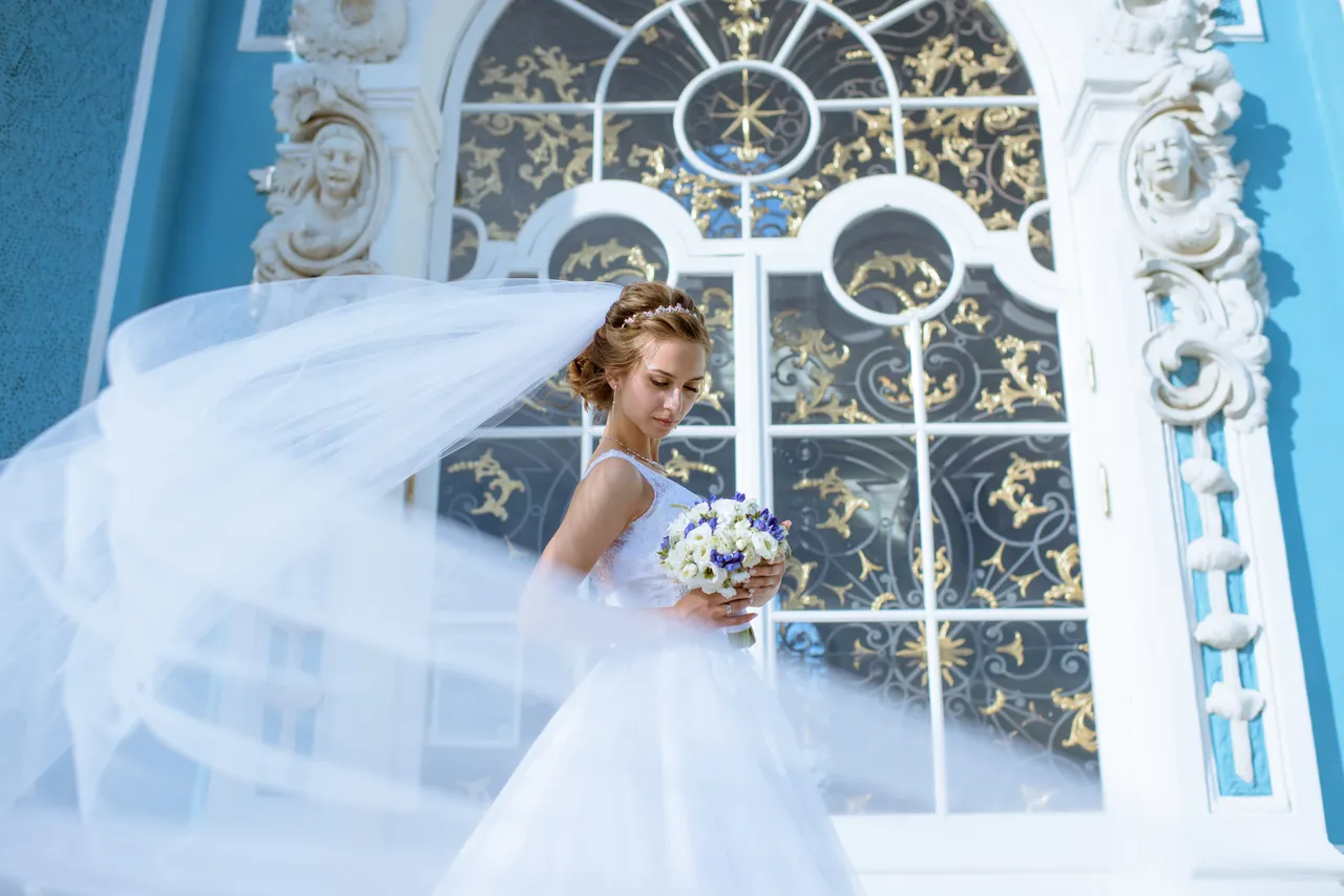 Nüfusta büyük kriz kapıda: Çocuk için erken evlenin