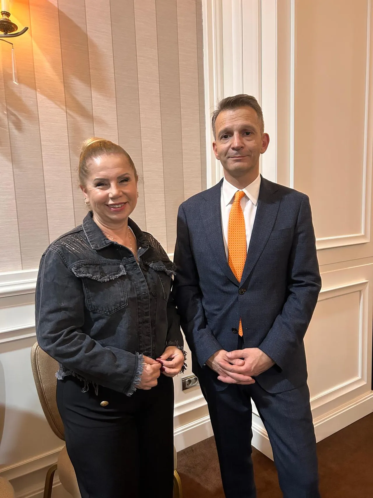 Nüfusta büyük kriz kapıda: Çocuk için erken evlenin