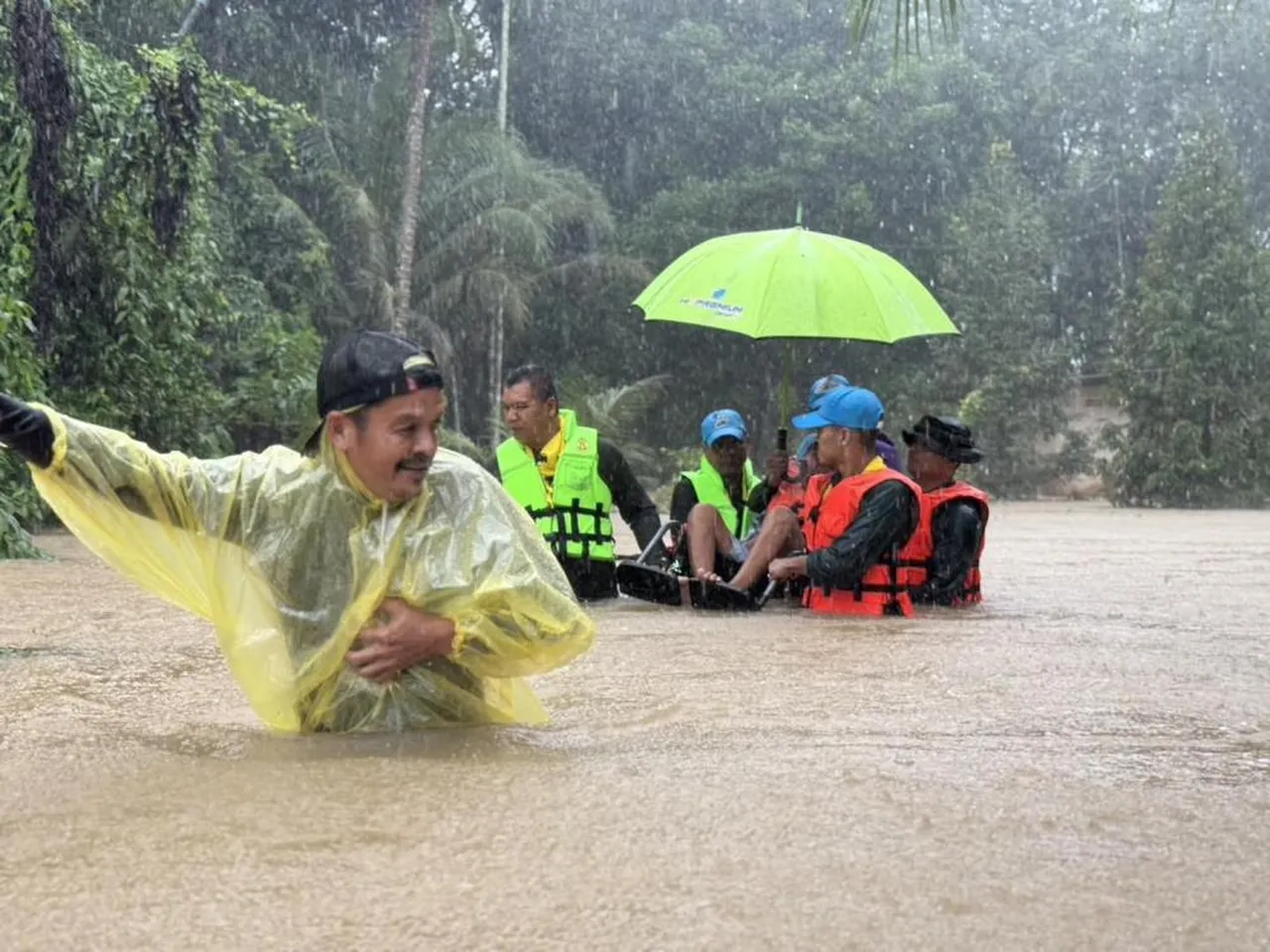 Tayland’da sel ve toprak kayması: