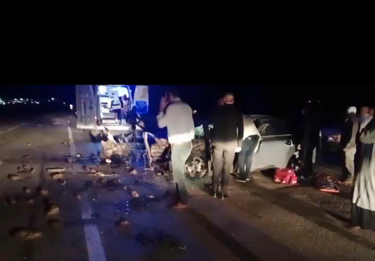 Tokat'ta gece yarısı dehşet! Hurdaya dönen araçtan sağ çıktı, yakınları kriz geçirdi