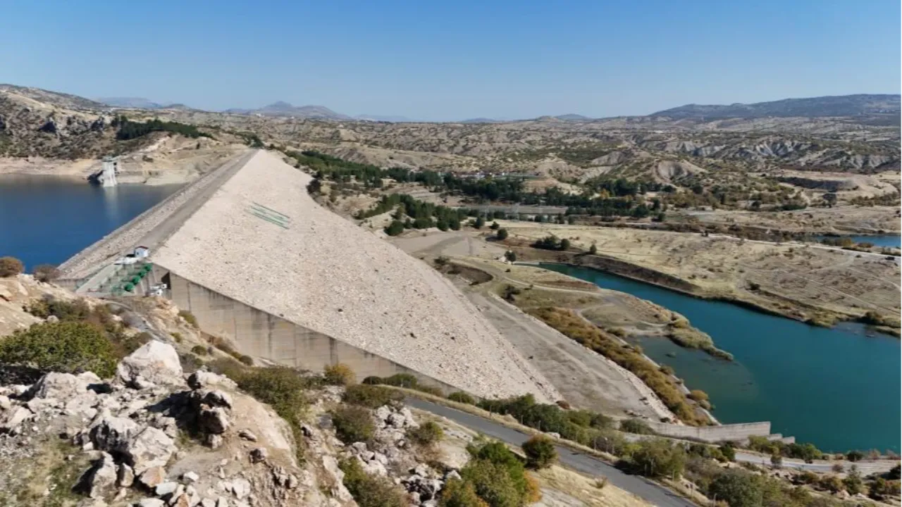 7 yıl önce baraj kapağı kırılmıştı! Şimdi su kalmadı