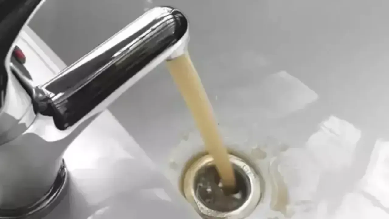 Barajlardan su çekildi çeşmeden çamur aktı