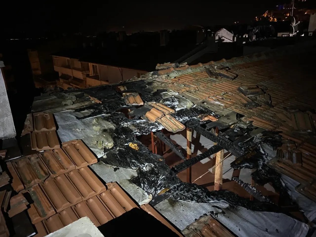 Bursa'da korku apartmanı! 6. kez yandı, mahalleli aynı şeye dikkat çekti...