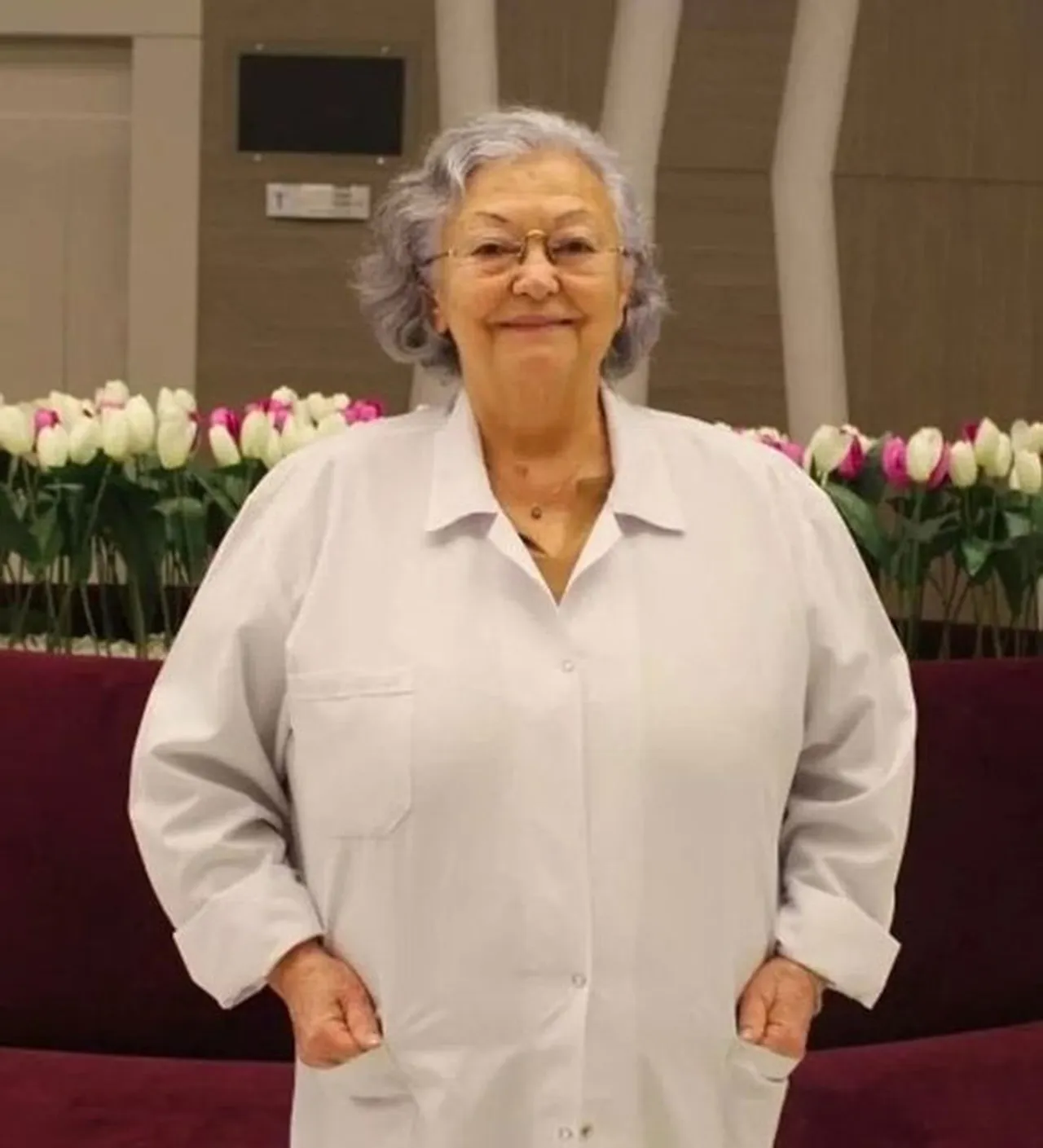 Cüneyt Arkın'ın ilk eşi Güler Mocan Ruh ve Sinir Hastalıkları uzmanlığı yapıyordu