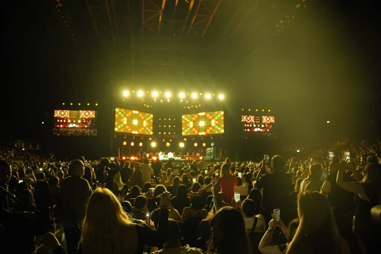 İbrahim Tatlıses, Dubai'yi salladı! Binlerce kişi akın etti