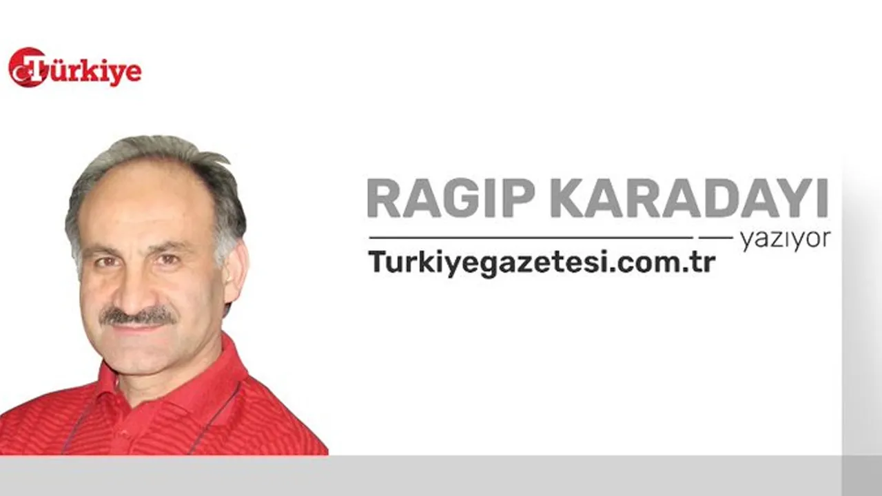 İşte beklediğim misafirler yani  oyuncular da geliyordu...