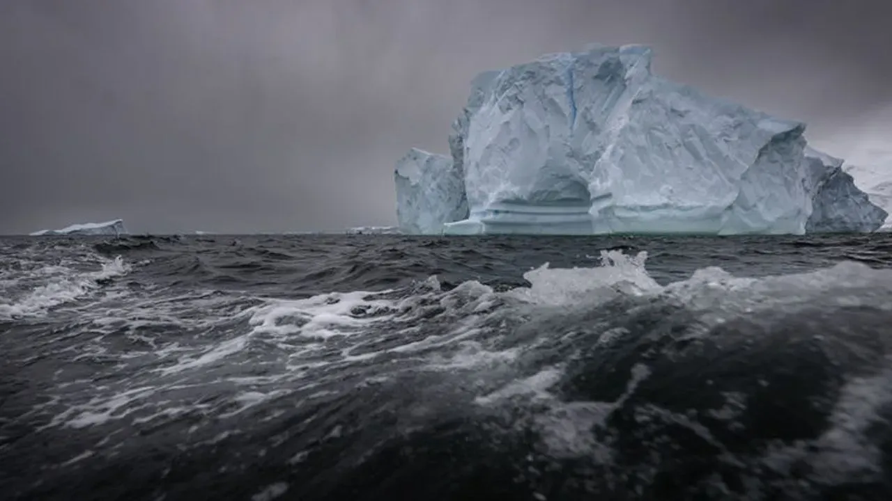 Kıyamet Buzulu çöküşün eşiğinde: New York, Dubai, Londra ve Amsterdam yerle bir olacak