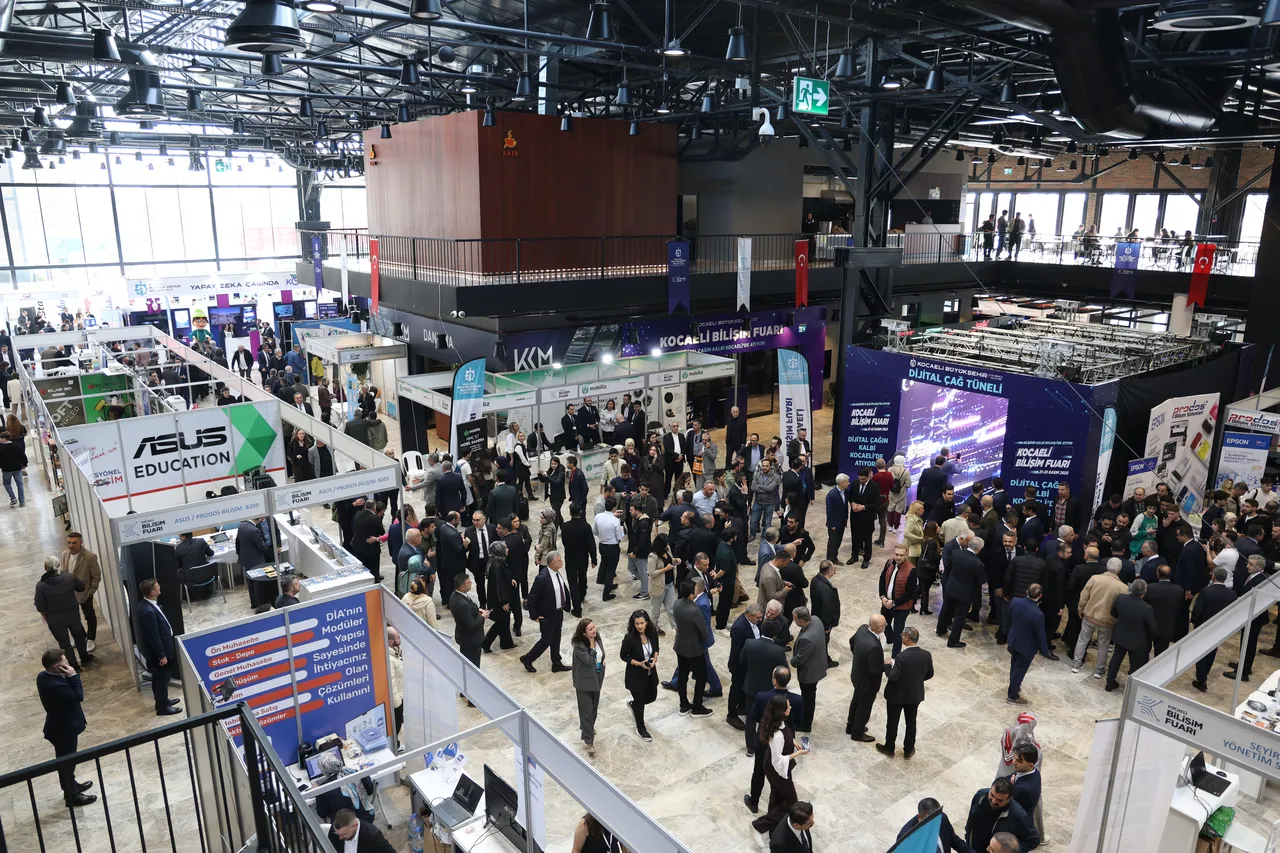 Kocaeli Bilişim Fuarı’nda dijital çağın kalbi attı