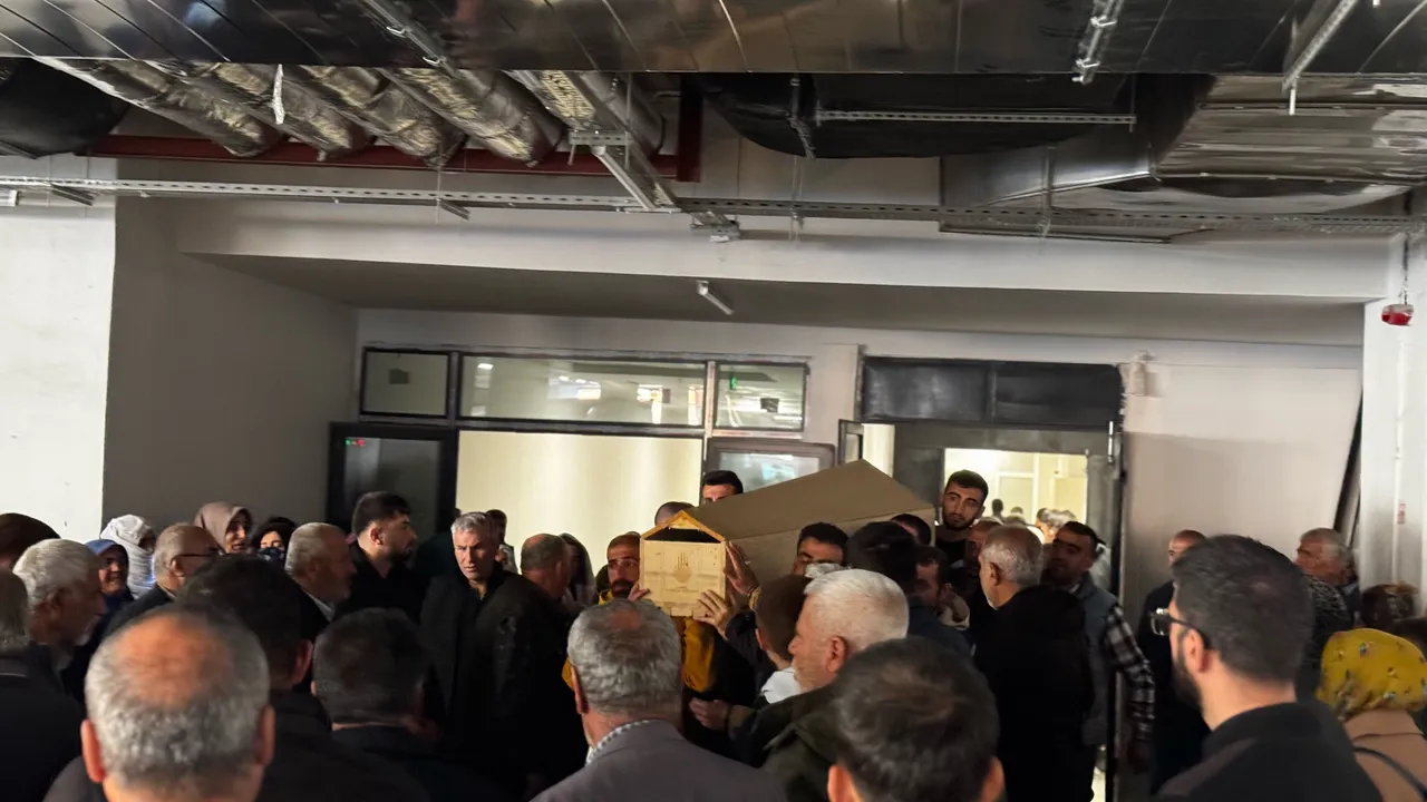 Mardin Kızıltepe'de vahşet! Aynı aileden 3 kişi silahla vurulmuş halde ölü bulundu