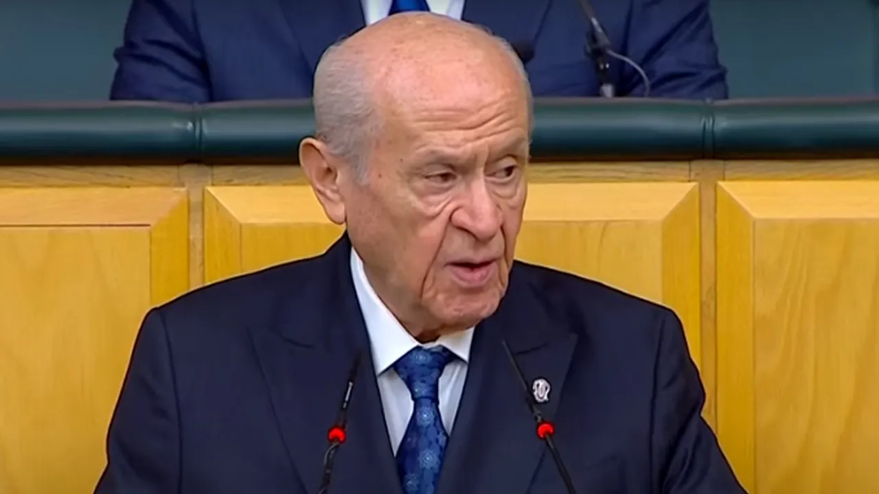 MHP lideri Bahçeli partisinin grup toplantısında konuşuyor