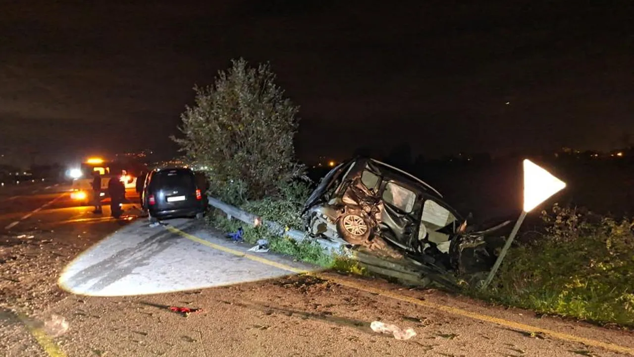 Sakarya'da feci kaza! Ölü ve yaralılar var