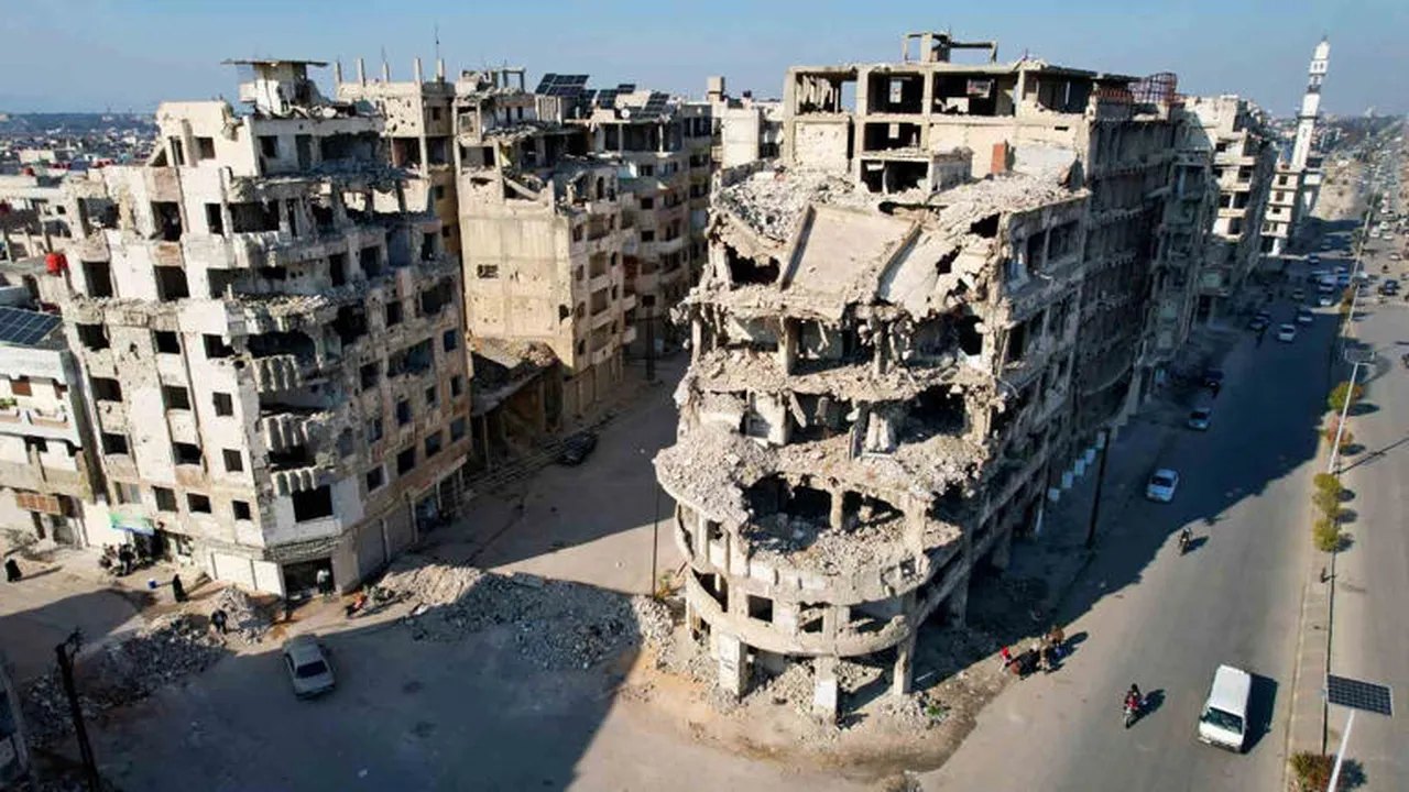 Esad rejiminden kurtulan Humus yeniden inşa ediliyor.