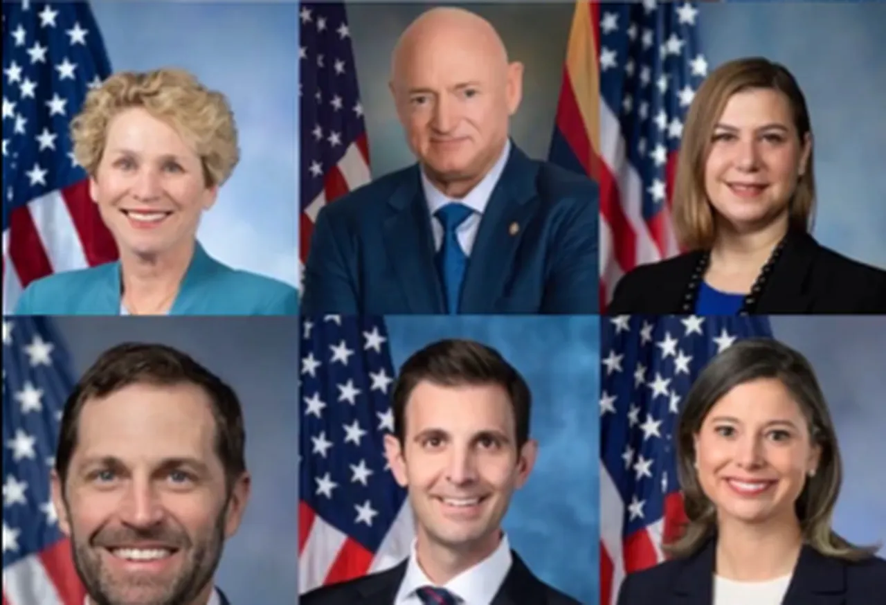 Senatör Elissa Slotkin, Senatör Mark Kelly, Temsilciler Meclisi üyesi Jason Crow, Maggie Goodlander, Chris Deluzio ve Chrissy Houlahan.