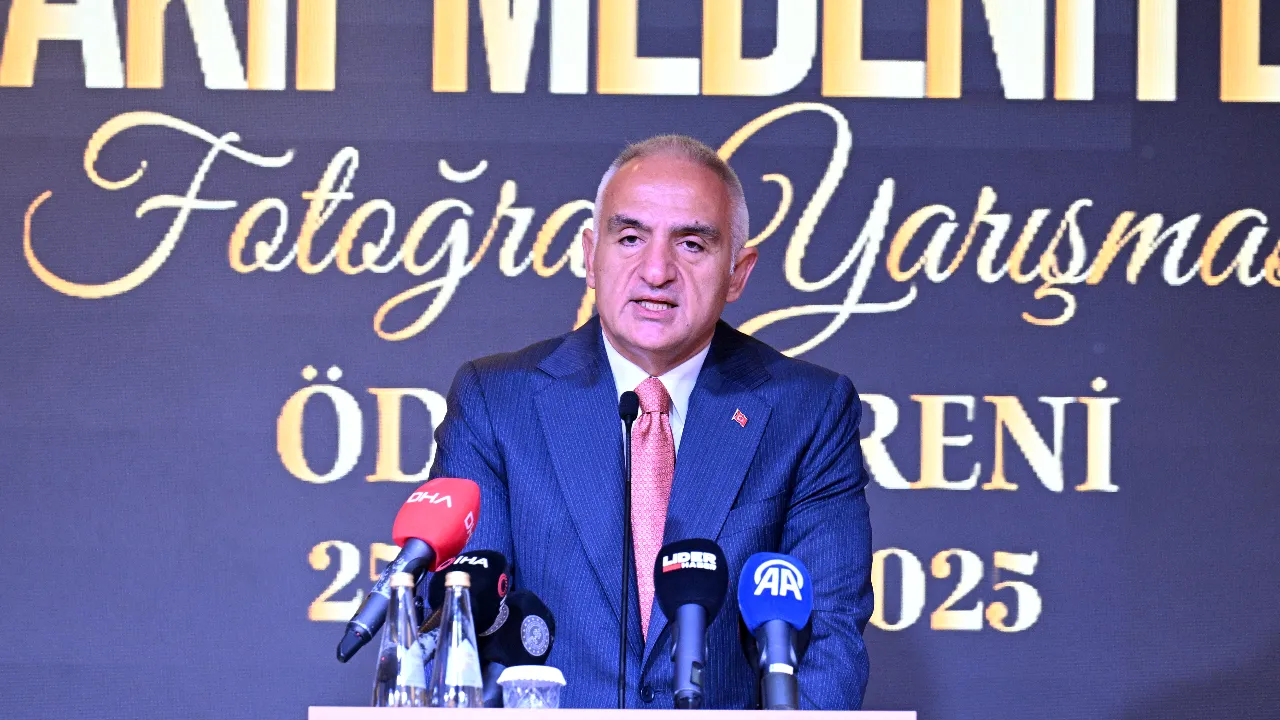 Ayasofya için deprem vurgusu! 'Kamyon tartışması' sonrası Ersoy’dan açıklama