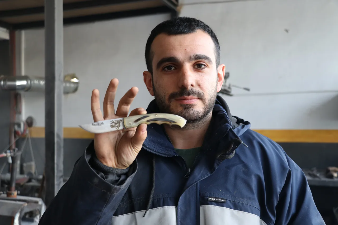 Dünyaca ünlü Sivas bıçağına 100 yıl sonra gelen yenilik! Koleksiyonerler bile hayran kaldı